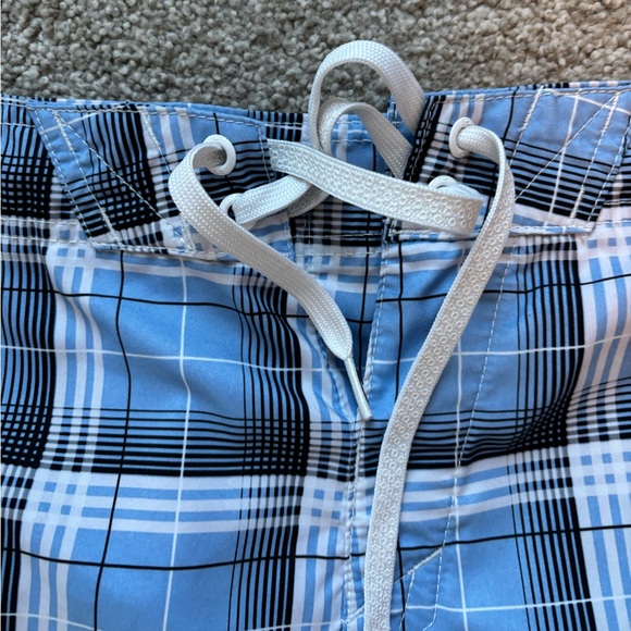 Oakley Plaid Black Blue Swim Trunk Shorts - Picture 3 of 5